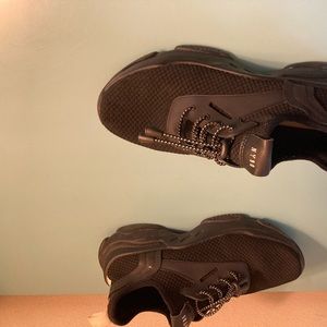 Steve Madden women’s size 9